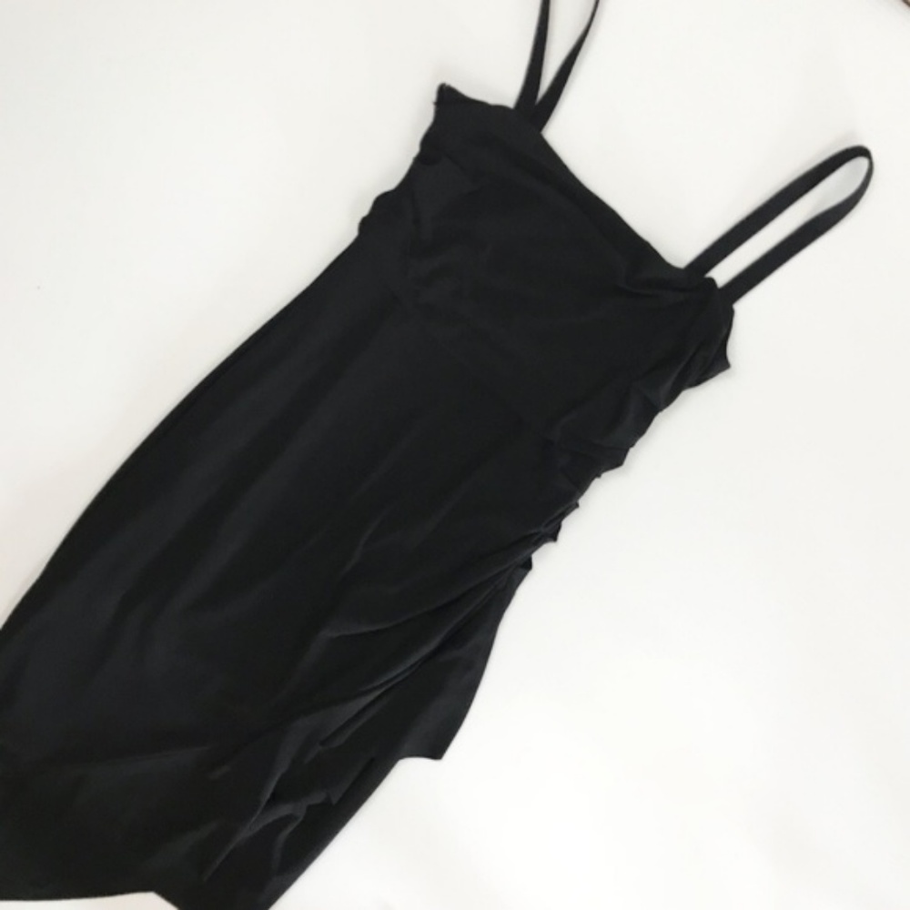 Clover & Sloane Crystal Crepe Ruffle Ruched Dress - Picture 4 of 7